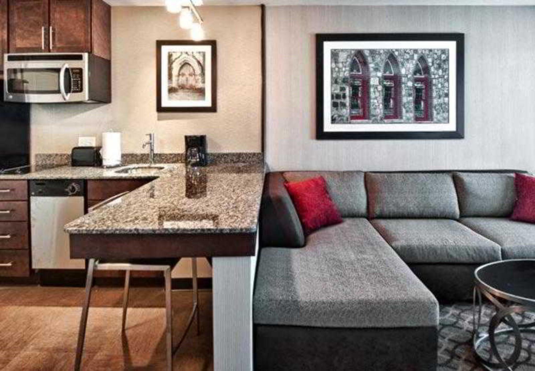 Residence Inn By Marriott Boston Logan Airport/Chelsea Exteriör bild