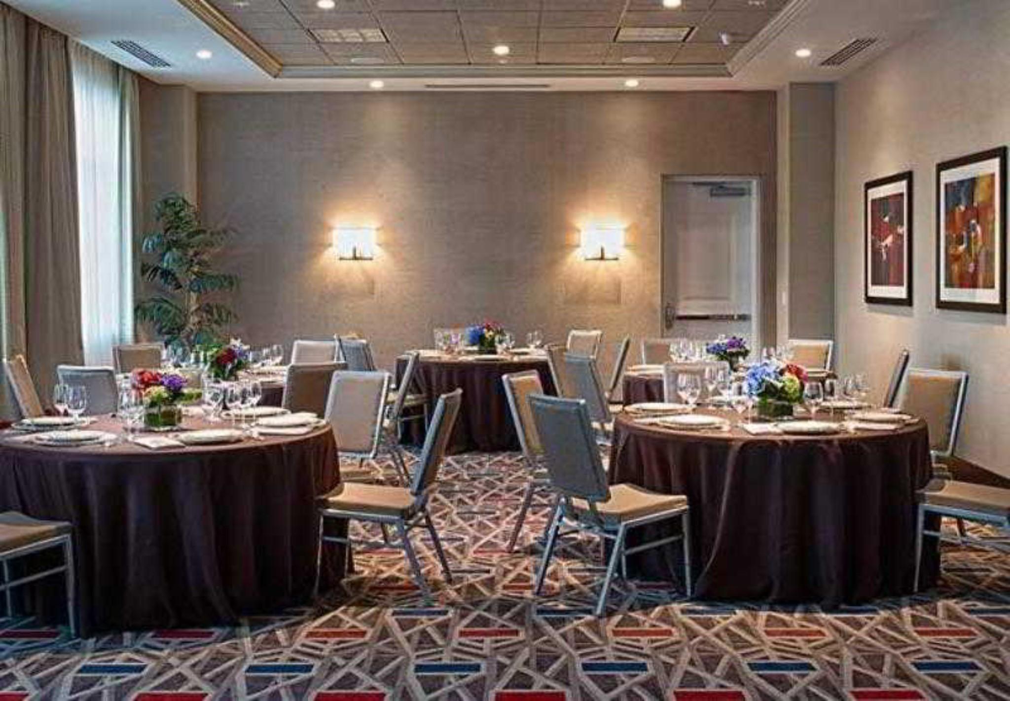 Residence Inn By Marriott Boston Logan Airport/Chelsea Restaurang bild