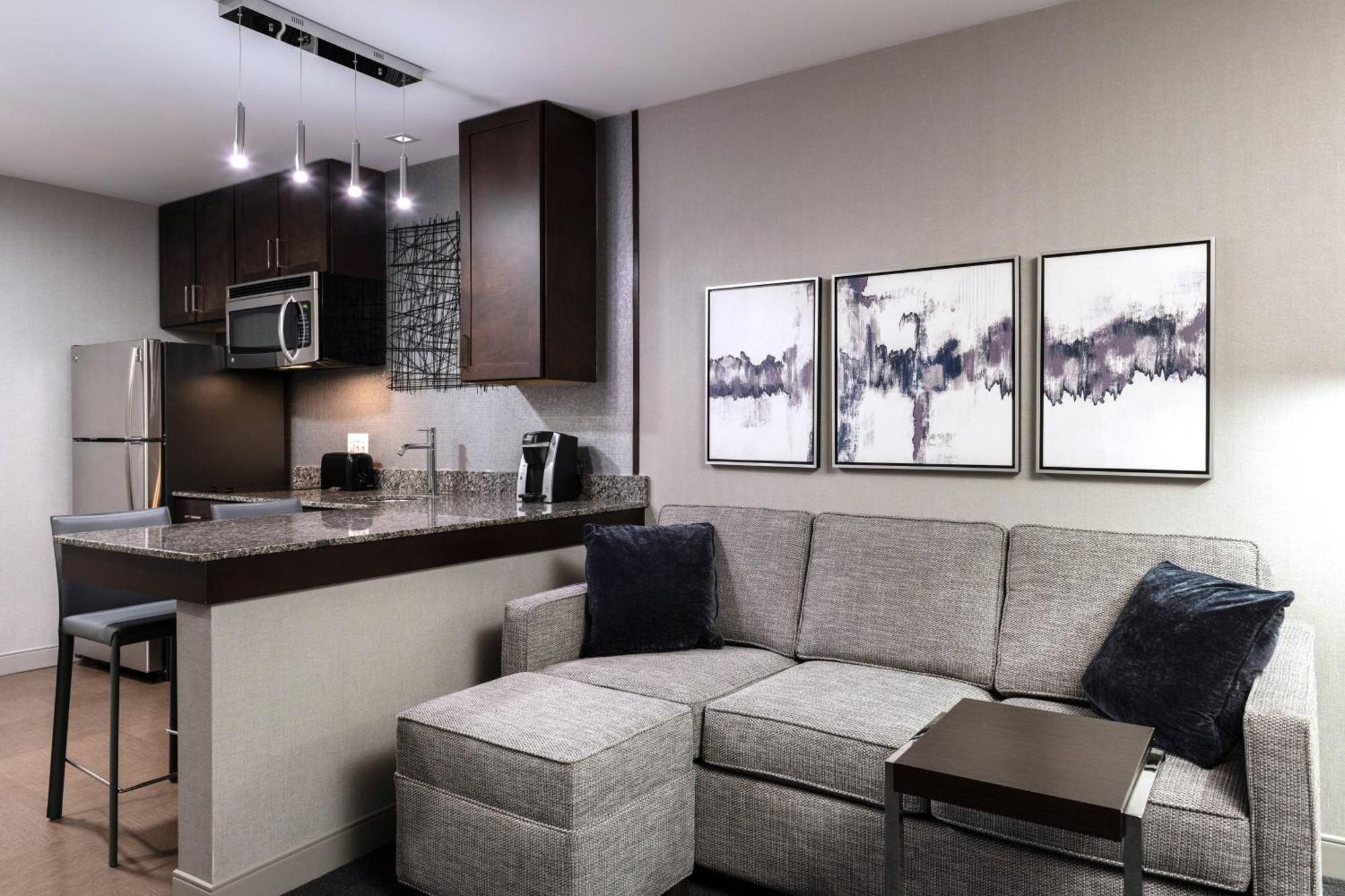Residence Inn By Marriott Boston Logan Airport/Chelsea Exteriör bild