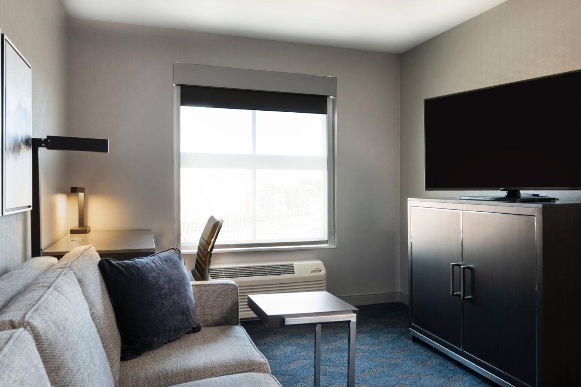 Residence Inn By Marriott Boston Logan Airport/Chelsea Exteriör bild